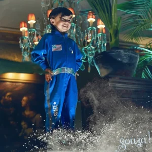 Andre Astronaut, Str.5-7 Ar*Souza Outlet